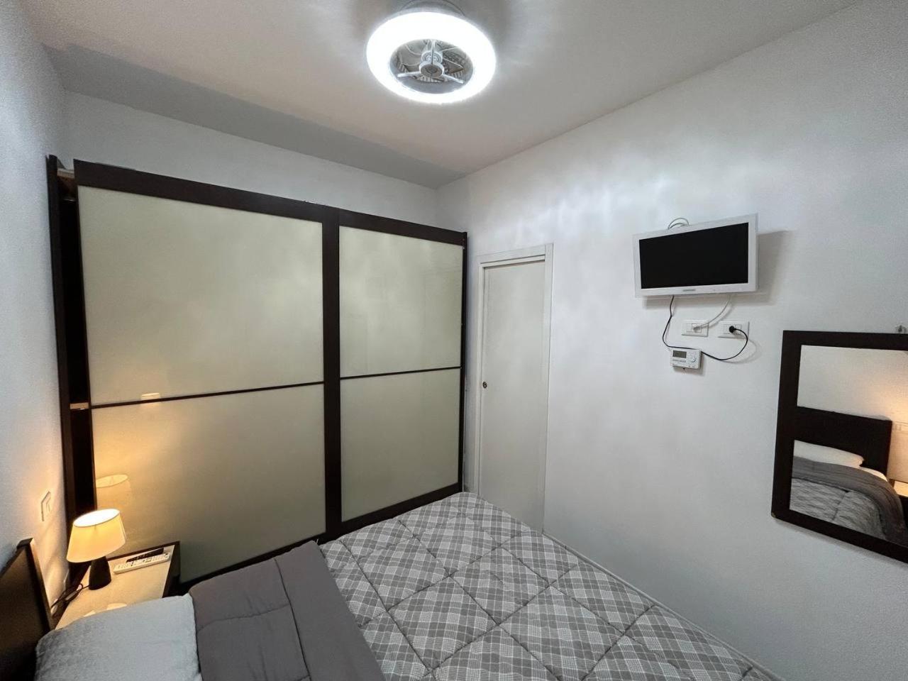 Apartment Casa Deluxe -50m Dal Mare-